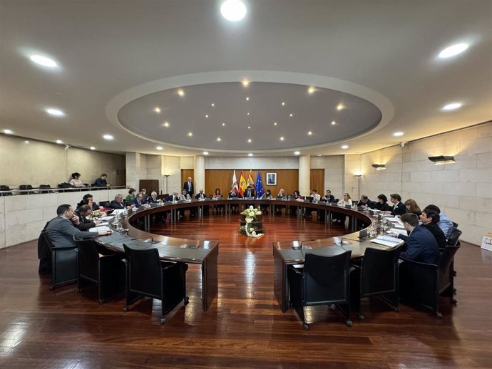 Archivo - La Diputación de Huesca ha  celebrado sesión plenaria