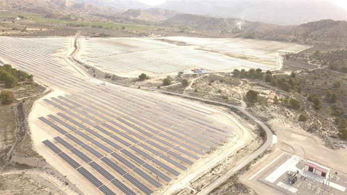 Archivo - X-Elio cierra financiación por 35 millones con Bankinter para tres proyectos solares en España