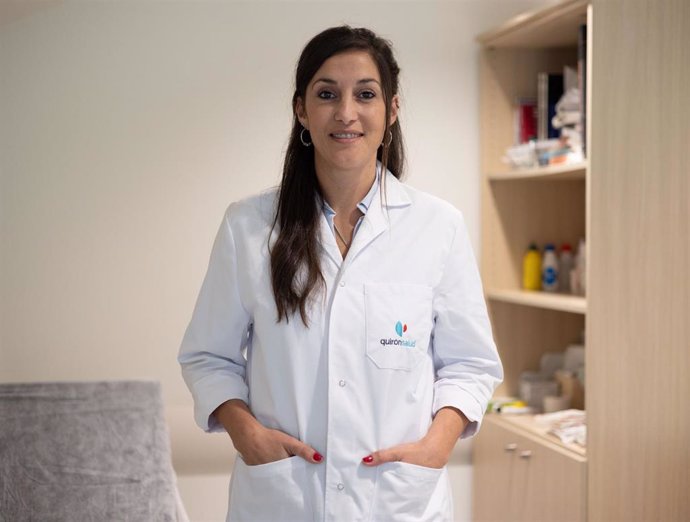 La doctora Lucila Keil, experta del Servicio de Cirugía Ortopédica y Traumatología del Hospital Quirónsalud Marbella
