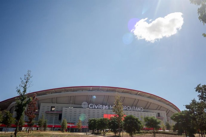 Archivo - Exterior del estadio deportivo Cívitas Metropolitano, en el barrio de las Rosas, a 17 de agosto de 2022, distrito San Blas-Canillejas, Madrid (España). Este recinto deportivo propiedad del club de fútbol Club Atlético de Madrid, ha cambiado su