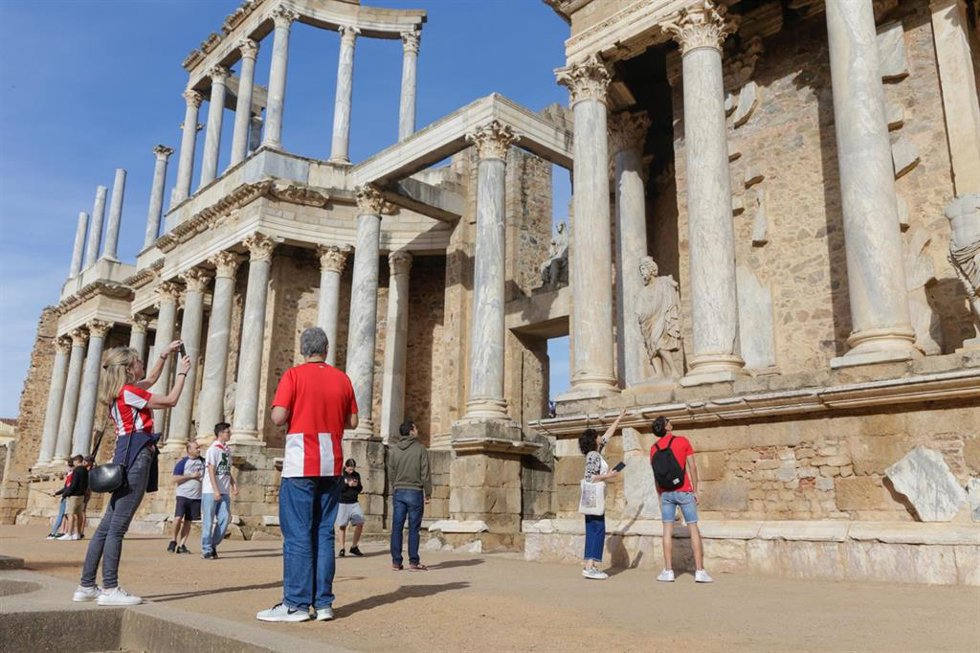 Aficionados del Athletic de Bilbao en el Teatro Romano de Mérida
