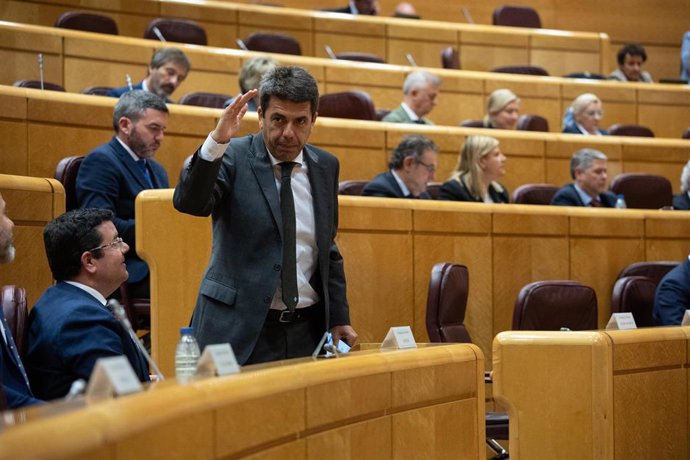 El presidente de la Generalitat Valenciana, Carlos Mazón, durante la reunión de la Comisión General de las Comunidades Autónomas, en el Senado, a 8 de abril de 2024