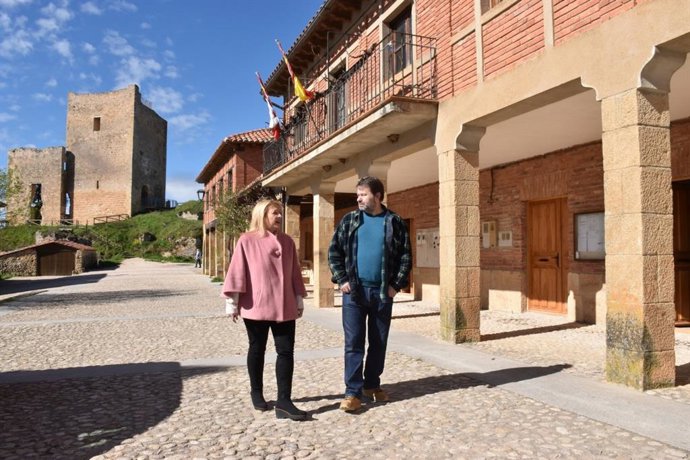 Yolanda de Gregorio y Alfredo Pérez repasan las actuaciones de la Junta.
