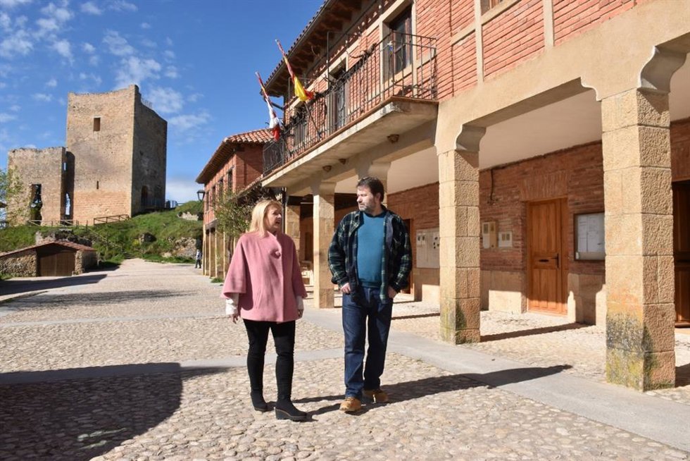 Yolanda de Gregorio y Alfredo Pérez repasan las actuaciones de la Junta.