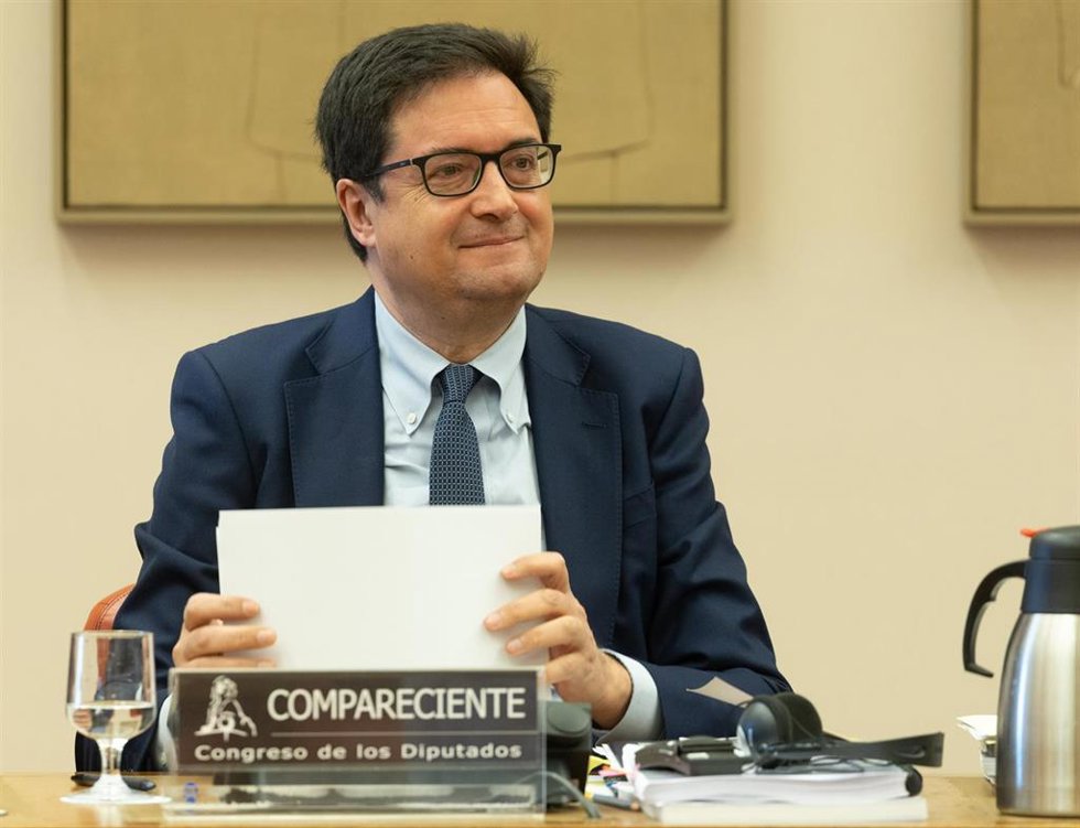 El director del Gabinete del Presidente del Gobierno y diputado del PSOE, Óscar López Águeda, durante la Comisión Mixta de Seguridad Nacional, en el Congreso de los Diputados, a 9 de abril de 2024, en Madrid (España).