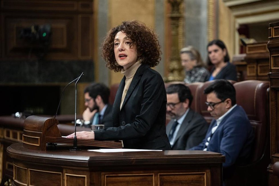 La portavoz de En Comú Podem, Aina Vidal, interviene durante una sesión plenaria, en el Congreso de los Diputados, a 14 de marzo de 2024, en Madrid (España). 