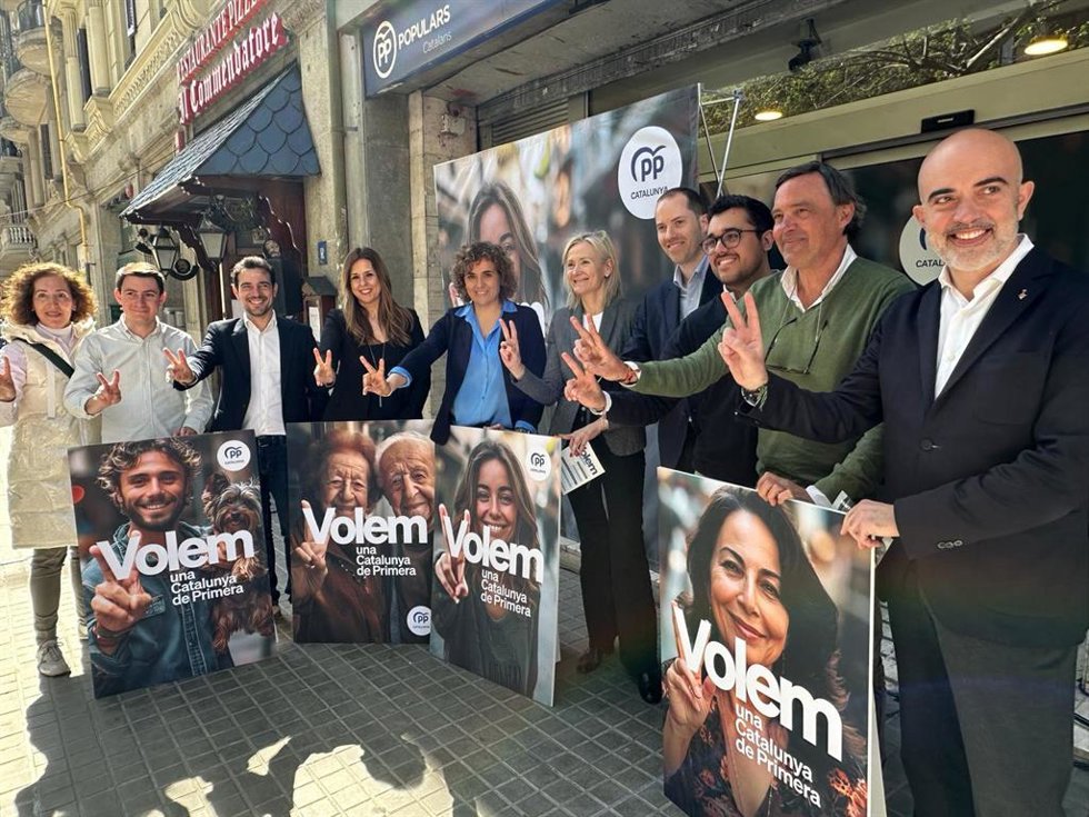 La directora de campaña del PP catalán, Dolors Montserrat, presenta el lema de la precampaña 'Queremos una Catalunya de Primera'