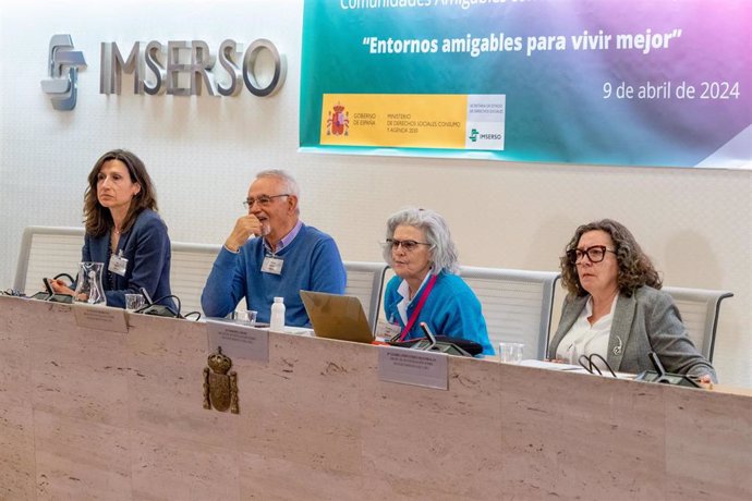Presentación de la “Investigación cualitativa sobre diagnósticos y planes de acción de ciudades y comunidades amigables con las personas mayores. Una visión global de la red en España”, realizado por el Imserso