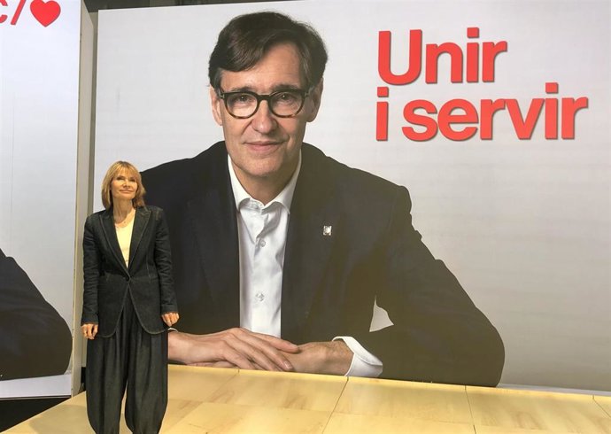 La viceprimera secretaria del PSC y directora de campaña, Lluïsa Moret, presenta el lema y la imagen de precampaña