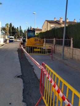 Obras para la instalación de una nueva red de plueviales en Es Pla de na Tesa, en Marratxí.
