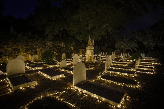 Cementerio ingñes en una imagen de archivo