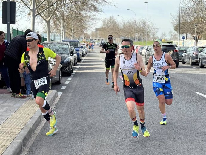 Un centenar de corredores se dan cita en la VIII edición del Duatlón Urbano Ciudad Real