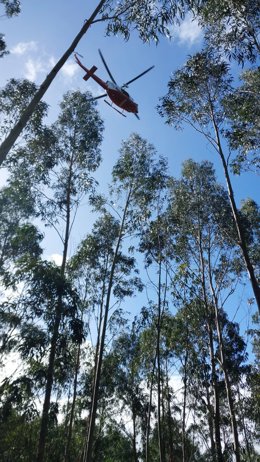 El helicóptero localiza en buen estado a un hombre de 75 años desaparecido en Meruelo