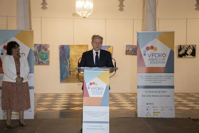 El presidente de la Diputación de Córdoba, Salvador Fuentes, durante su intervención.
