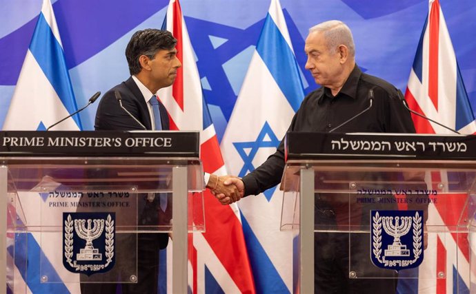 Archivo - El primer ministro, Rishi Sunak, y su par israelí, Benjamin Netanyahu.