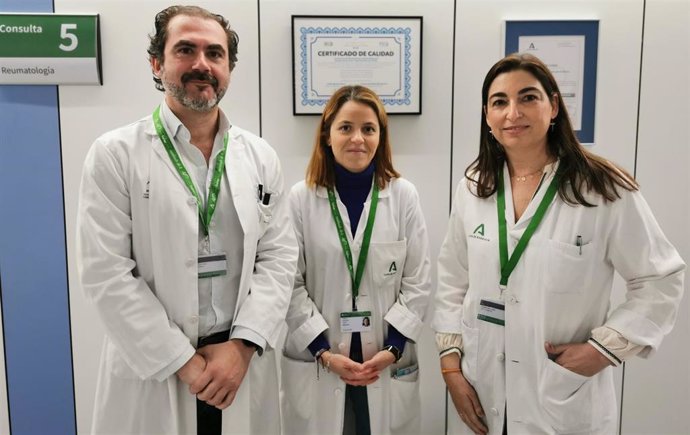El Valmede Sevilla recluta al primer paciente español para un ensayo clínico sobre una nueva terapia en lupus.
