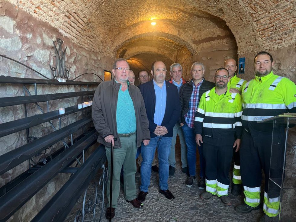 Velario diseñado y elaborado por la Diputación de Cáceres para la Cofradía de la Virgen de la Montaña