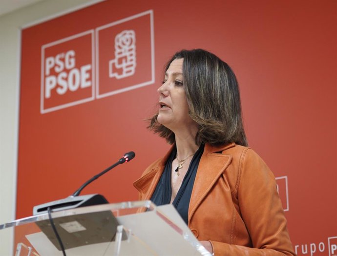 La viceportavoz parlamentaria del PSdeG, Lara Méndez, en rueda de prensa