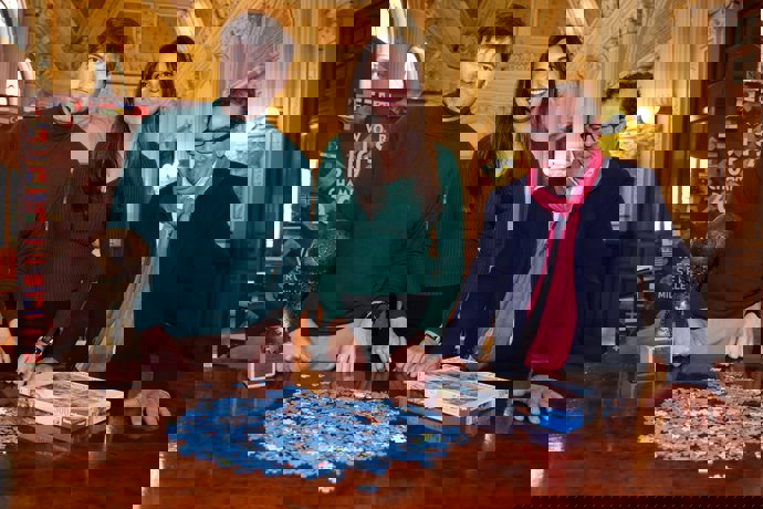 La concejala de Turismo, Blanca Jiménez; el presidente de la Federación, Alfonso Álvarez-Ossorio, y el director de Comunicación de Caja Rural Zamora, Narciso Prieto.