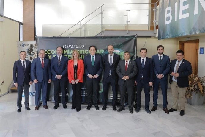 Inauguración del I Congreso de Economía Circular y Sostenibilidad 'Retos y Oportunidades de desarrollo para Andalucía' en la FOE: