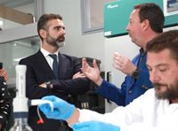 La Junta duda de que la "flexibilización" de restricciones por el "alivio" de la lluvia se pueda aplicar a piscinas