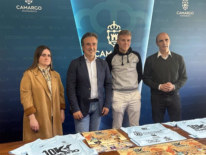 Presentación de la tercera edición de los '10 km El Pendo'.