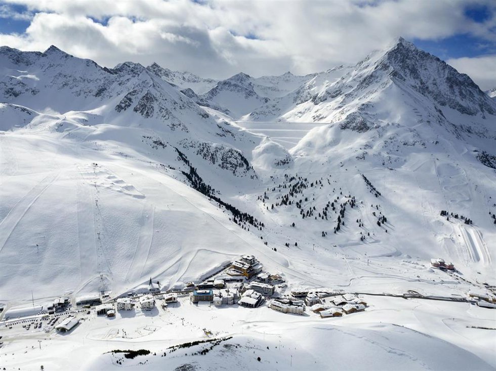 Archivo - Fotografía de archivo de los Alpes cerca de Innsbruck, en Austria