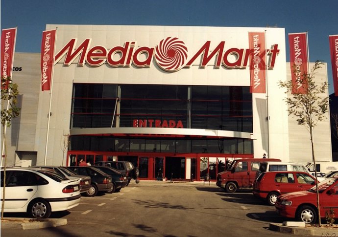 Primera tienda en España de MediaMarkt (San Sebastián de los Reyes, Madrid, 1999)