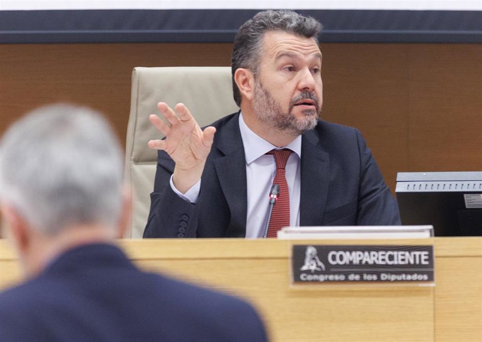 Archivo - El presidente de la Comisión Nacional del Mercado de Valores (CNMV), Rodrigo Buenaventura, comparece durante la Comisión de Asuntos Económicos y Transformación Digital, a 21 de febrero de 2023, en Madrid (España). 
