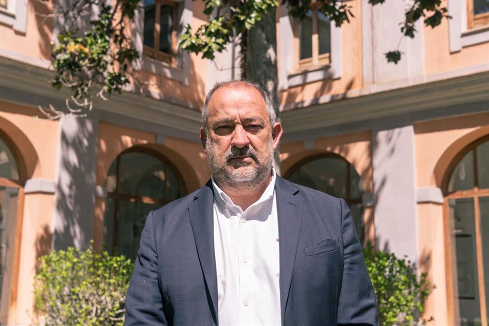 El rector de la Univesridad de Castilla-La Mancha, Julián Garde, en entrevista con Europa Press
