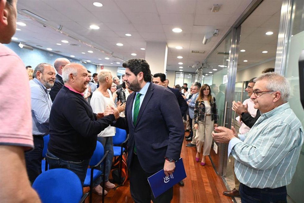 Imagen de la Junta Directiva del PPRM, presidida por López Miras