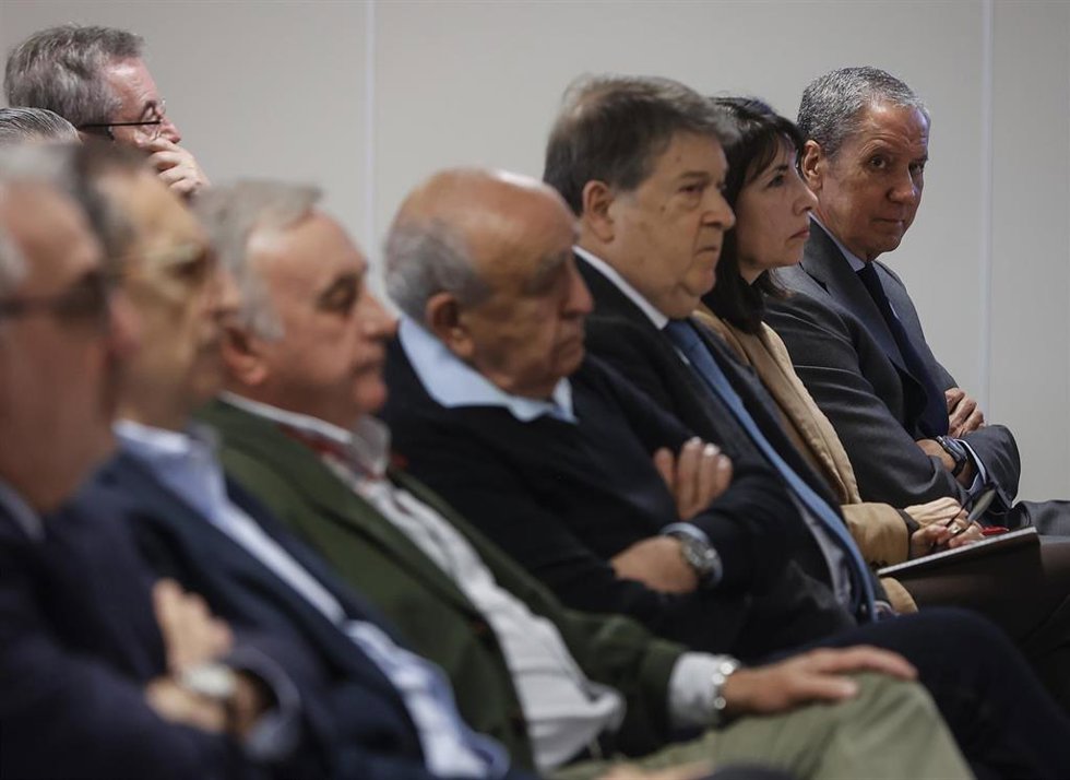 Acusados del caso Erial en el banquillo
