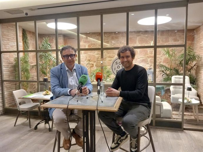 Presentación de la cuarta edición de Sopa de Ideas, a cargo del gerente de la ADER, Luis Pérez Echeguren, y el vicepresidente de FER Joven, Jorge Martínez.