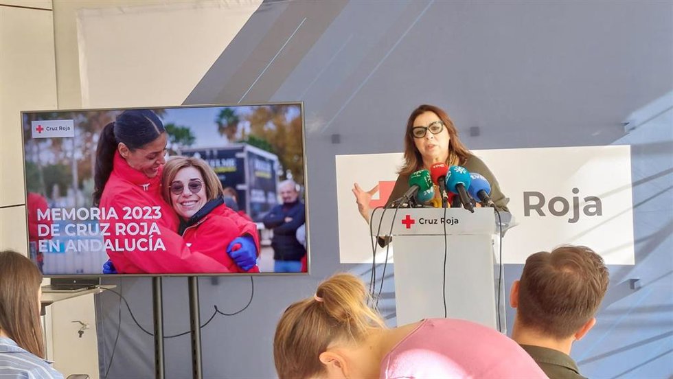 La presidenta de Cruz Roja en Andalucía, Rosario García Palacios, ha presentado este jueves la Memoria de Actividades correspondiente a 2023.