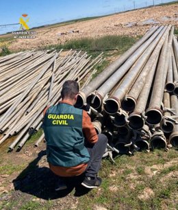 Detenido por robar tubos de riego valorados en 19.000 euros en explotaciones agrícolas de Valladolid y Salamanca