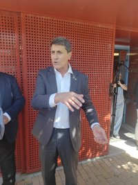 El delegado del Gobierno justifica el cese del capitán de Cerro Muriano por "la pérdida de confianza" tras las muertes