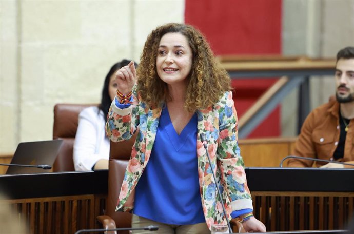 La portavoz del Grupo Por Andalucía, Inmaculada Nieto interviene en la segunda jornada del Pleno del Parlamento andaluz.