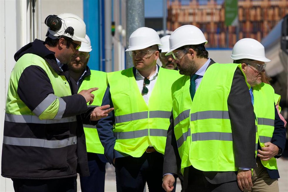 Paco Núñez durante su visita en Torija.