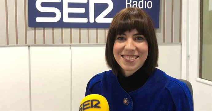 La ministra de Ciencia, Innovación y Universidades, Diana Morant, en una entrevista en la Cadena SER.