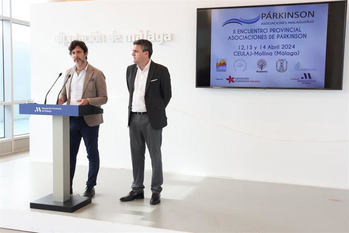 El diputado de Centros Asistenciales, Tercer Sector y Cooperación Internacional, Francisco José Martín, presenta el II Encuentro Provincial de las Asociaciones de Párkinson