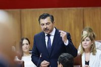 Moreno "no permitirá maltratar" a Andalucía tras acusar al Gobierno de "una batería de iniciativas para orillar"