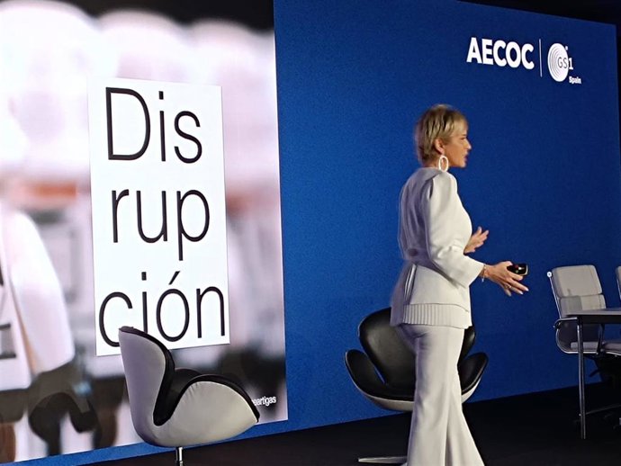 La copresidenta del Consejo Asesor de la Inteligencia Artificial (IA) de Naciones Unidas, Carme Artigas, durante su intervención en la Asamblea General de Aecoc este jueves