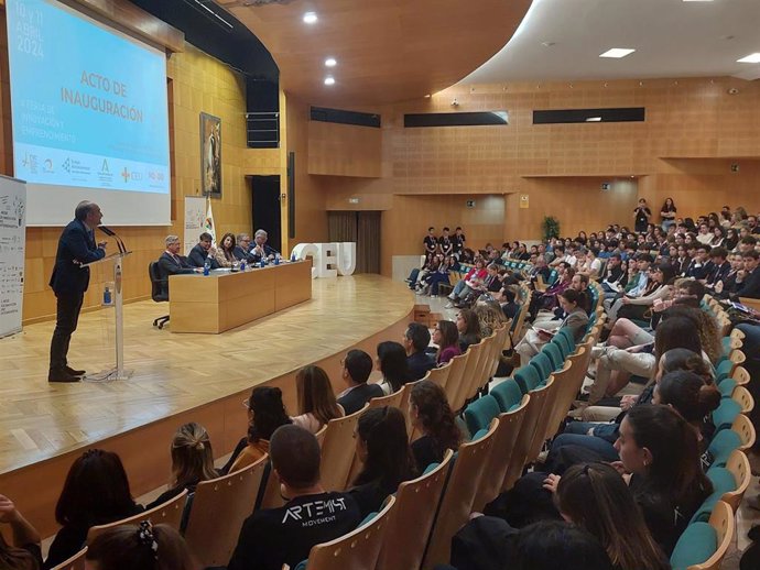 La V Feria de Innovación y Emprendimiento, organizada por el Colegio Alemán Alberto Durero de Sevilla y la Fundación Junior Achievement España, con la colaboración de Andalucía Emprende.