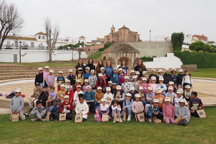 Visita de escolares de Palos de la Frontera.