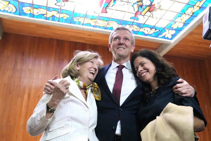 El presidente de la Xunta, Alfonso Rueda, interviene durante el pleno de investidura, en el Parlamento gallego, a 11 de abril de 2024, en Santiago de Compostela, A Coruña, Galicia (España). Rueda ha sido investido presidente de la Xunta por segunda en e