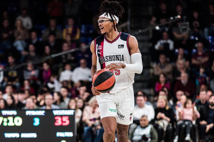 Archivo - Chima Moneke