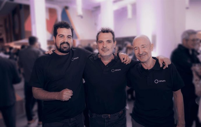 Lucas Varela, Pedro Castillo y Pedro Tortosa, fundadores de Onum.