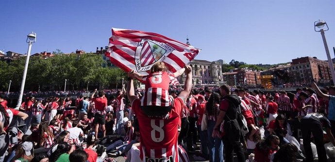 Celebración de la gabarra en Bilbao