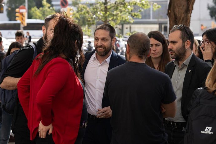 Abogados de las expertas contra las que Junts se ha querellado por presuntas injurias en su informe sobre la denuncia de la diputada Cristina Casol por presunto antes de las citaciones a las investigadas.