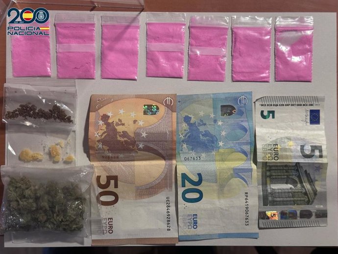 Pertenencias de los detenidos.